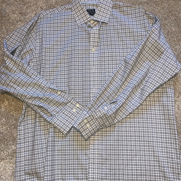 Jos. A. Bank mens dress shirt, Signature Collection, wrinkle-free - Picture 1 of 2